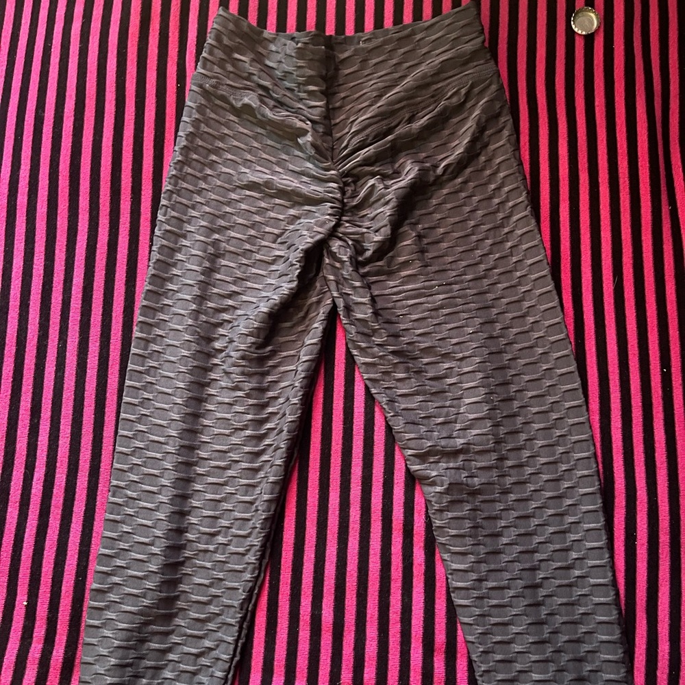 Crunched leggings